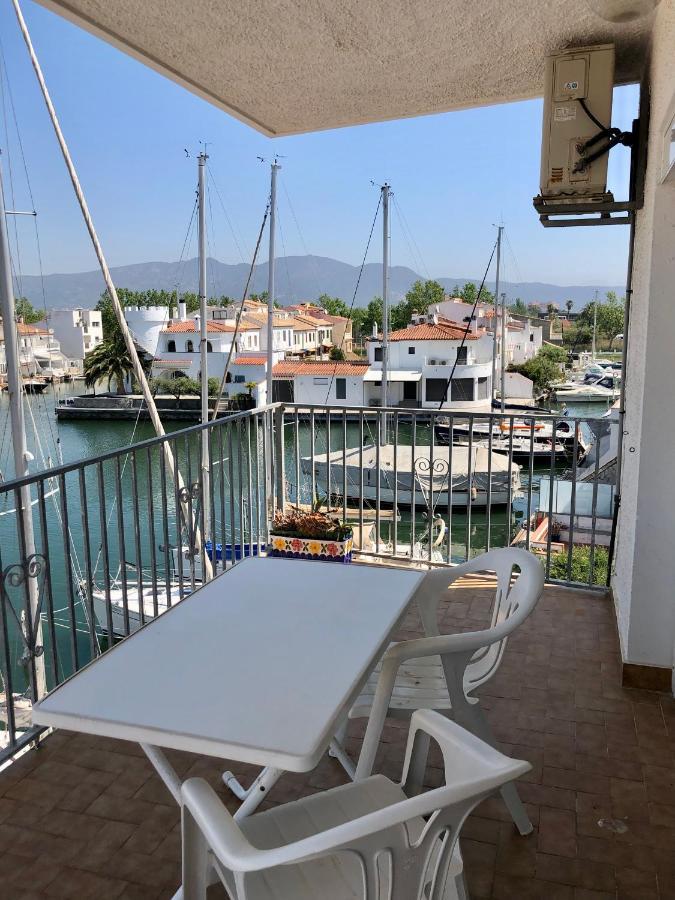 Appartement 80 M2,Port Rhodes D-2 Chambres, Terrasse Panoramique, Vue Sur Le Canal Principal D'Empuriabrava Zewnętrze zdjęcie